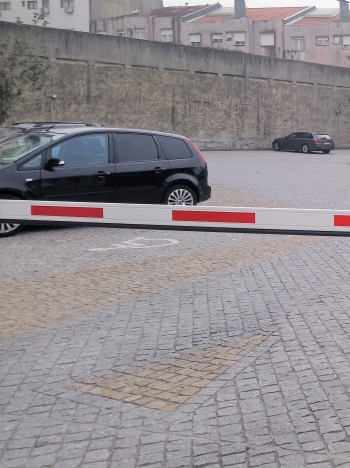 PARQUE DE ESTACIONAMENTO